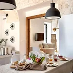Vila Vilaa Isa Beautiful And Trullo In *