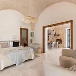 Vila Vilaa Isa Beautiful And Trullo In