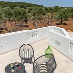 Vilaa Isa Beautiful And Trullo In