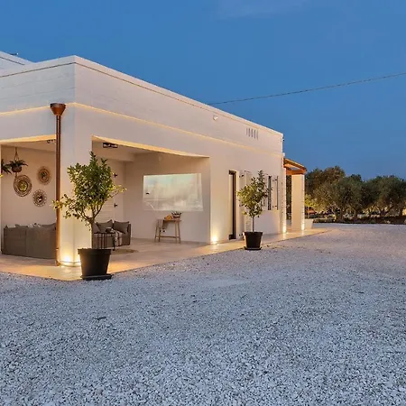 Vilaa Isa Beautiful And Trullo In Vila