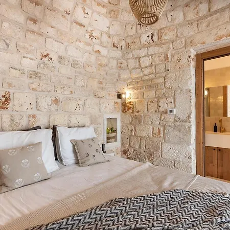 빌라 Vilaa Isa Beautiful And Trullo In
