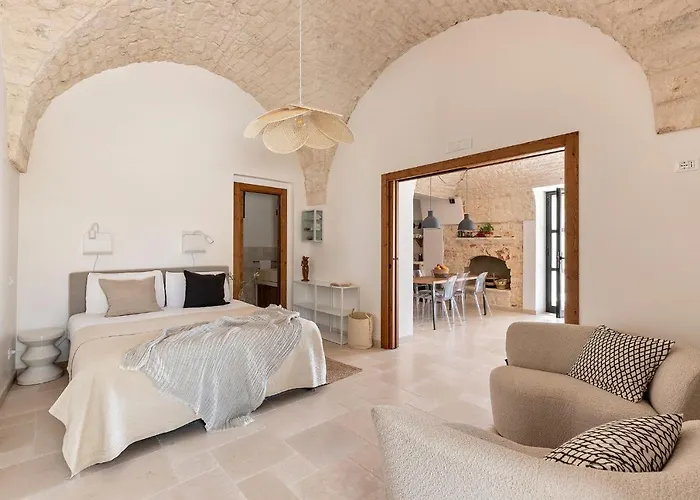 Villa Vilaa Isa Beautiful And Trullo In