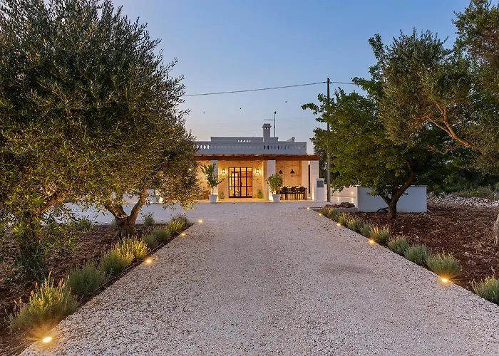 Vilaa Isa Beautiful And Trullo In Ostuni